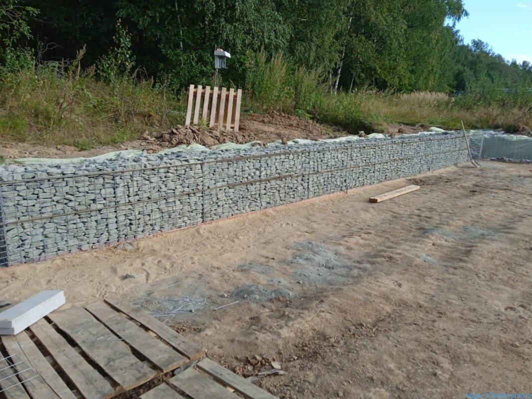 Габионы и другие методы укрепления склонов и берегов водоемов 4 Заборы из габионов